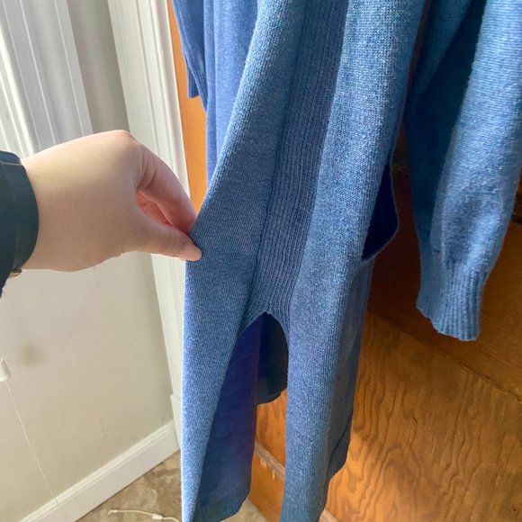 Ellie Mid-length Split Hem Cardigan in Blue [S] - Picture 6 of 8